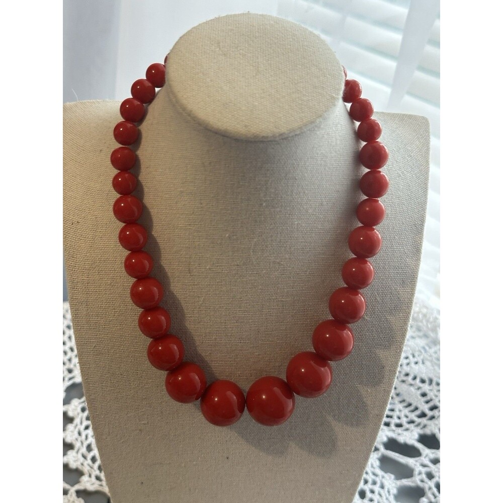 Vintage Red Graduated Acrylic Resin Bead Choker Necklace 14” + 2” Extender Retro